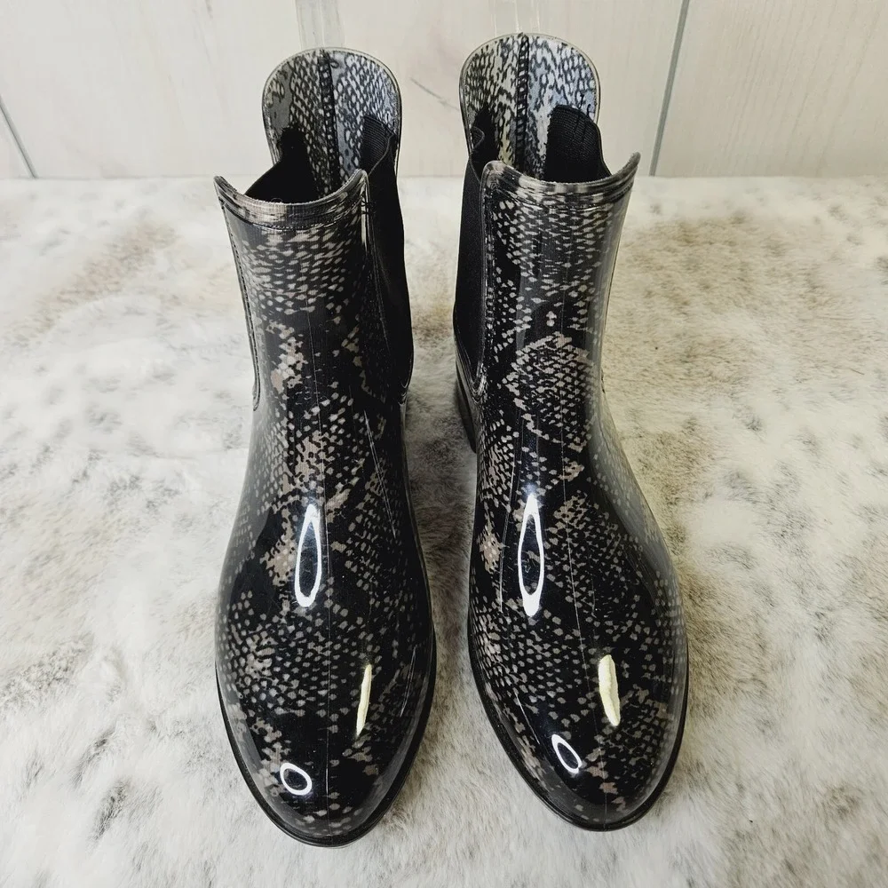 INC International Concepts Womens Size 6‎ Snake Print Pull-on Ankle Rain Boots